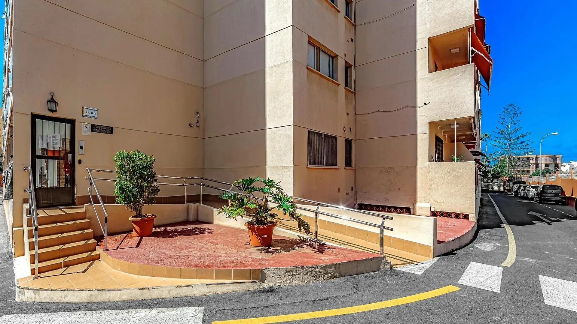 Tenerifeopenhome Holiday Apartment On The Beach Arona  Španělsko